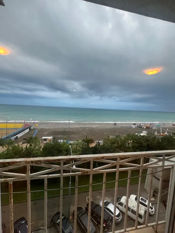 Квартира с видом на море, первая береговая линия