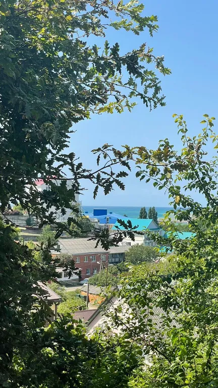 Тихий апартамент с кухонной зоной и стиральной машинкой