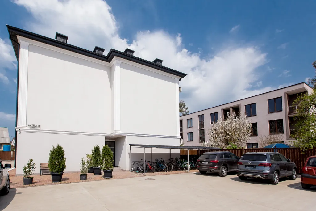 Квартира Квартира Уютный апартамент со своей придомовой территорией и бассейном — Сириус