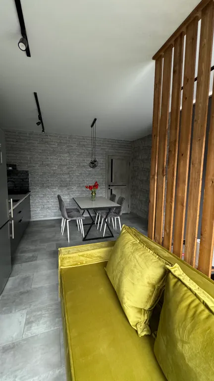 Уютный дом с крытым бассейном