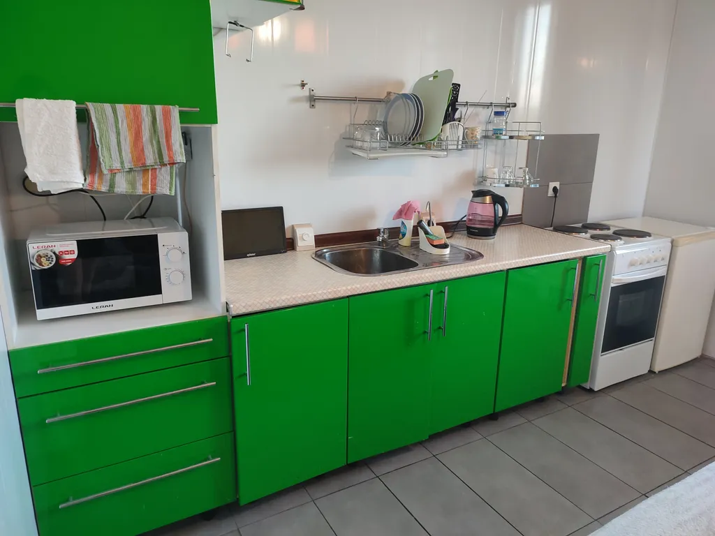 Студия в современном новом доме на проспекте Строителей