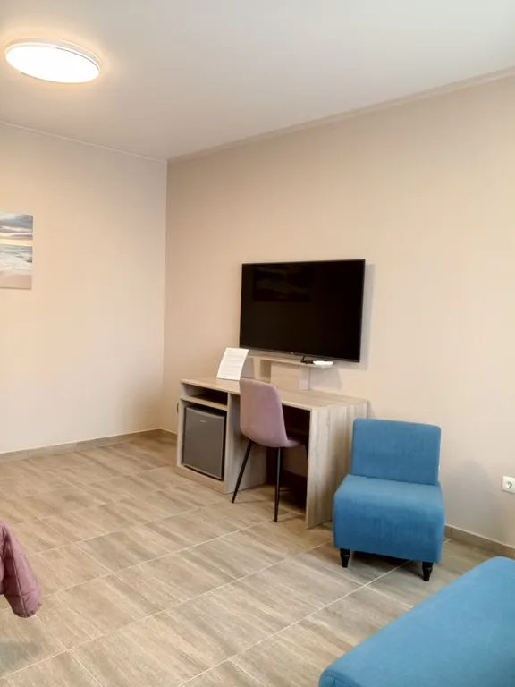 Двухкомнатный люкс для четверых гостей + дополнительное место