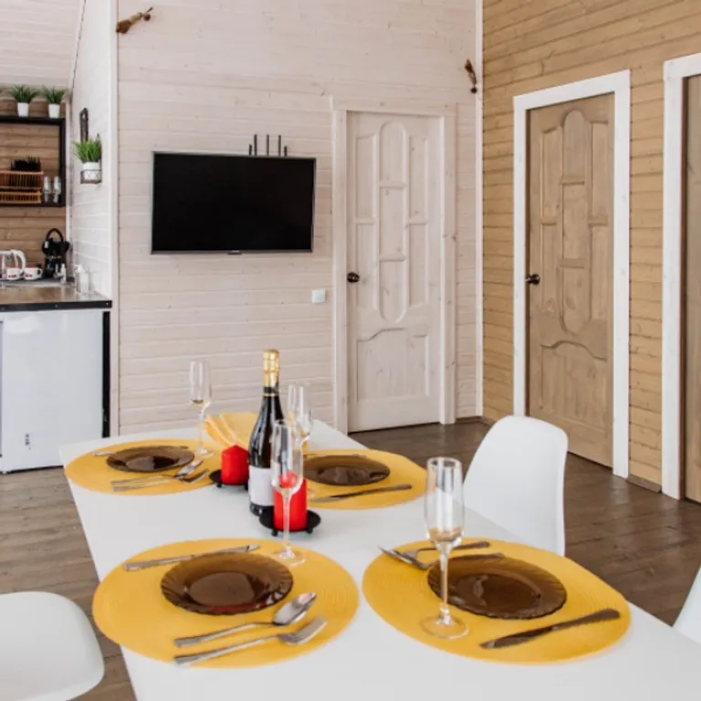 Отдых в уютном домике у леса