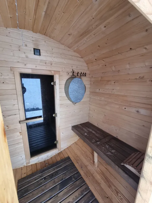 Дом с купелью и Беней