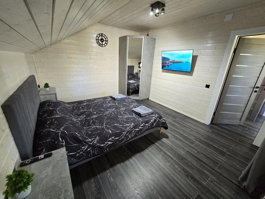 Двухэтажный дом с жаркой сауной у Ладожского озера