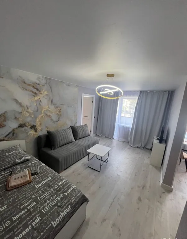 Уютная квартира в центре города — аренда посуточно в Краснотурьинск