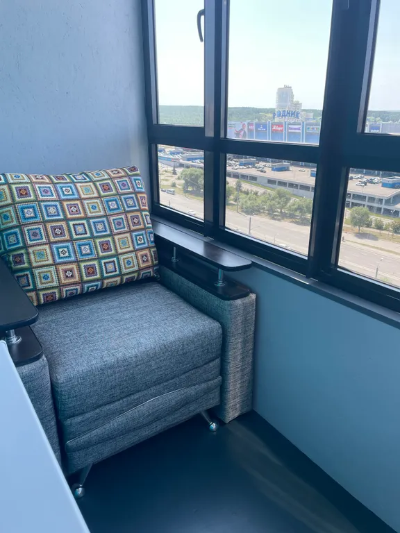 Дизайнерская студия с видом на реку