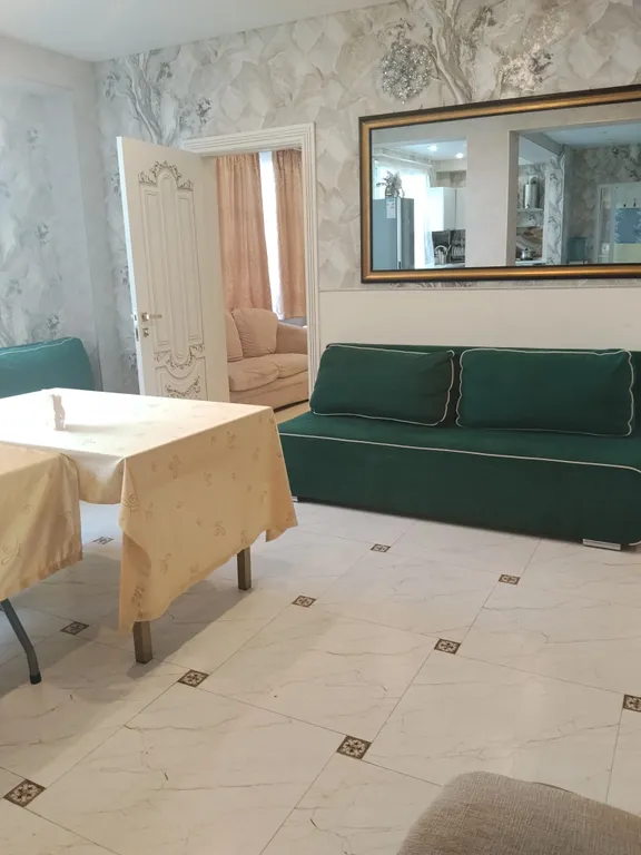 Дом с бассейном и сауной