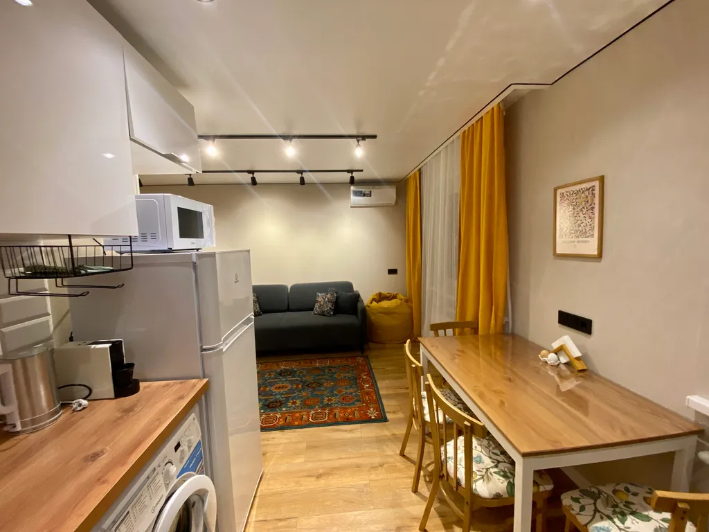 Квартира на набережной центра города