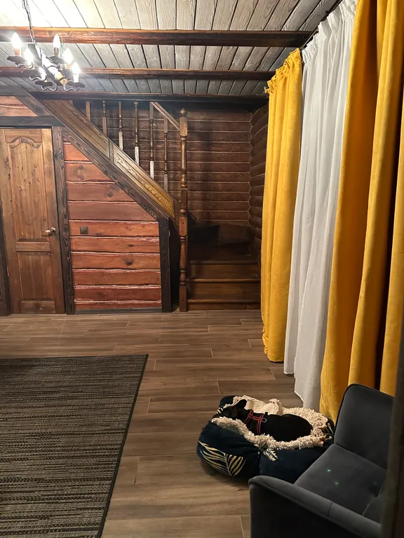 Уютный домик недалеко от моря близ казино Собрание