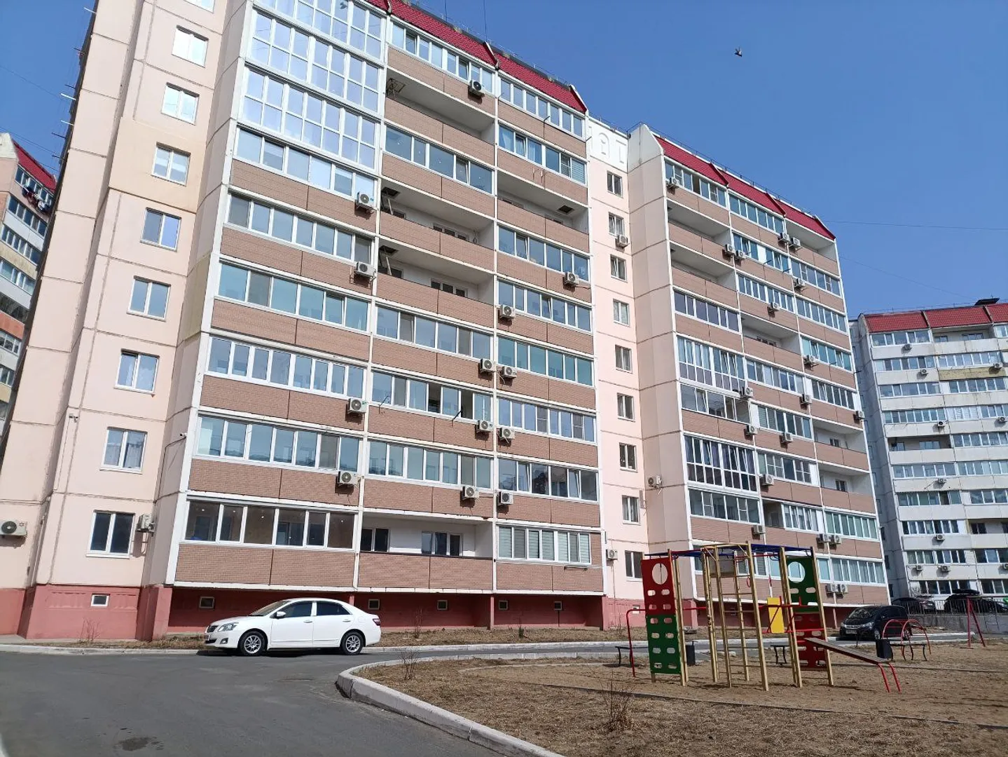 Дом снаружи