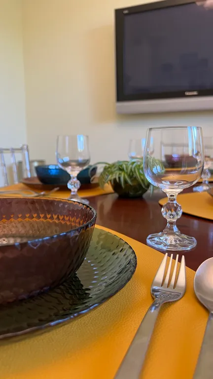 Квартира Просторная квартира с раздельными комнатами рядом с Королевскими ворот — Калининград