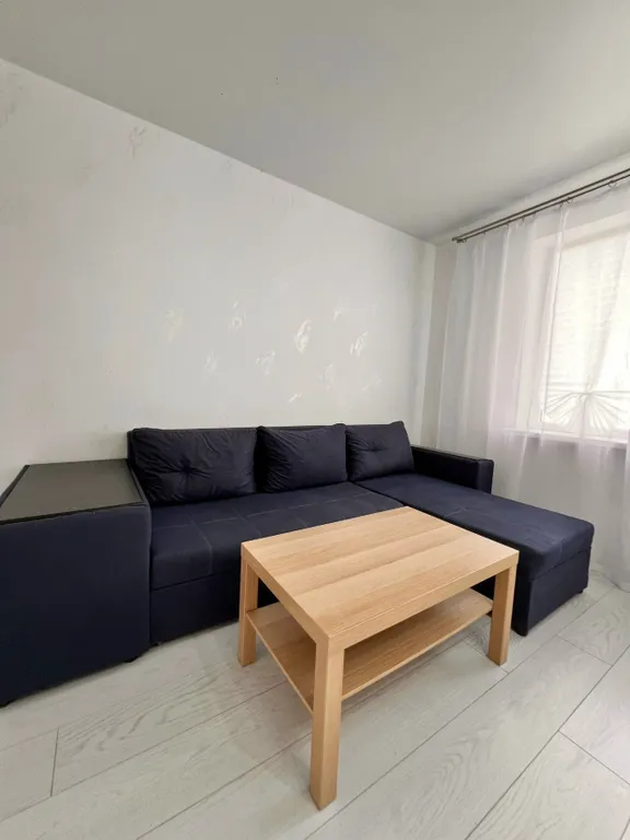 Свободна!!! Квартира-студия посуточно в центре Белогорска.