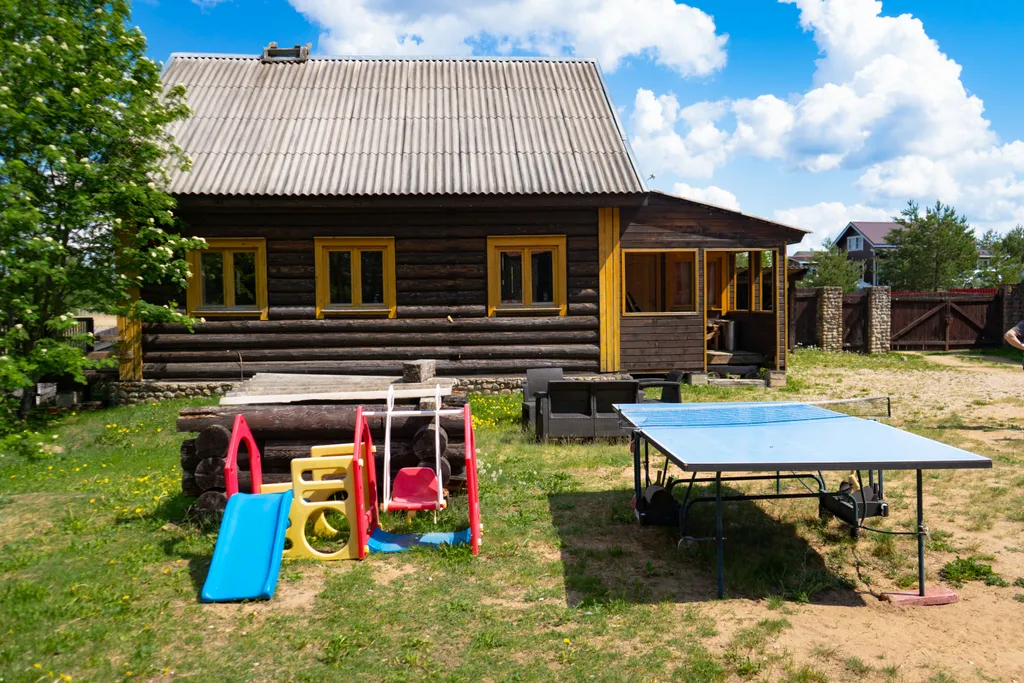 Классный домик прямо на берегу озера Селигер