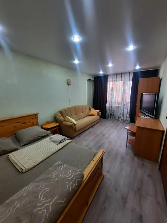 Уютная квартира в южной части города — аренда посуточно в Лесосибирск