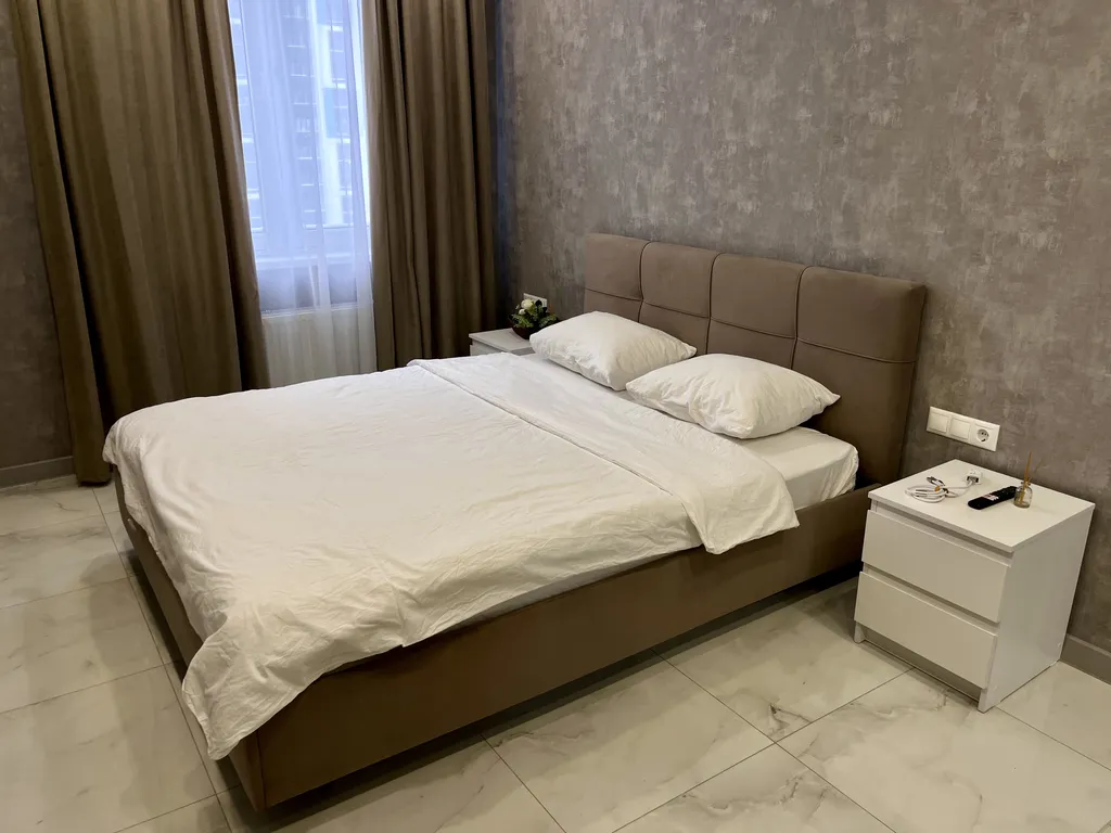 Просторная квартира со стильным интерьером и уютной атмосферой