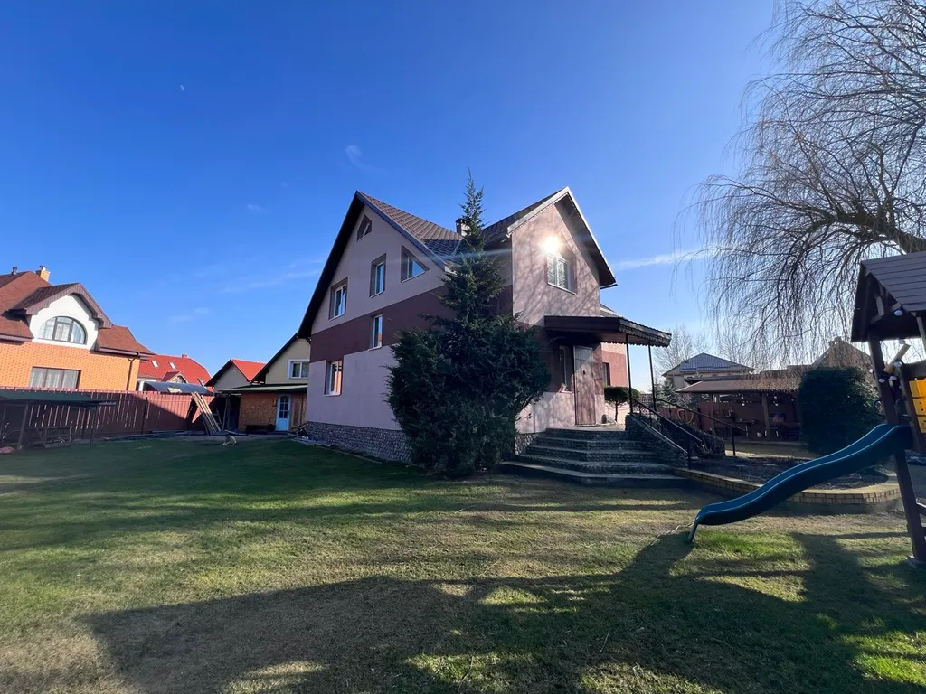 Дом у моря для большой компании