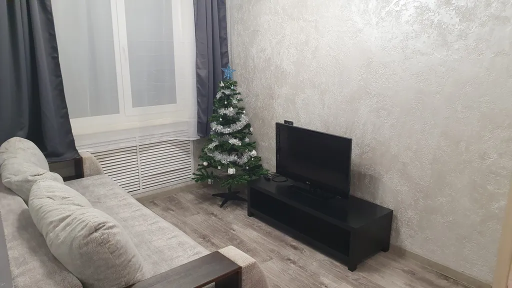 Уютная квартира неподалеку от ГЛЦ Губаха — аренда посуточно в Губаха