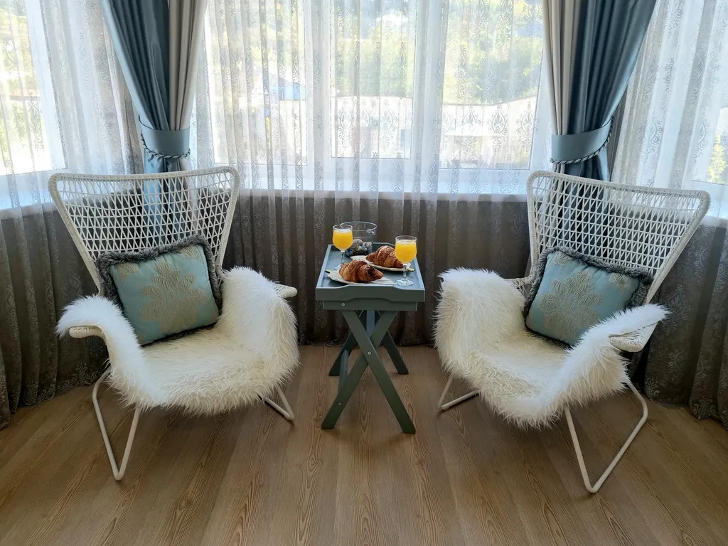 Дом среди гор в Байдарской долине Эвимиз