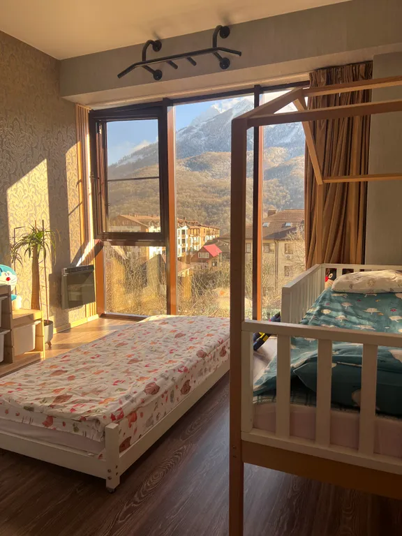 Квартира с видом на горы