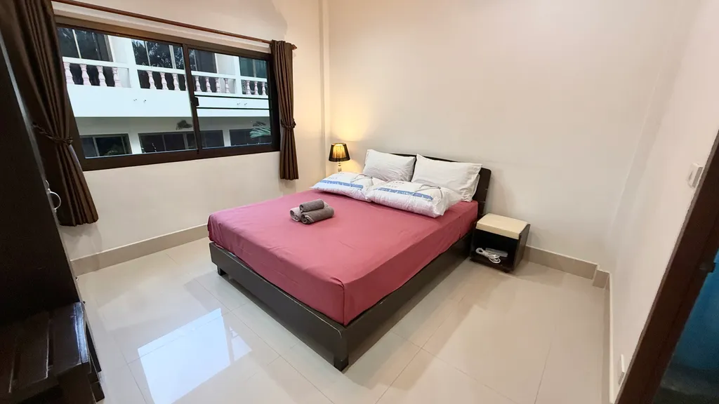 Вилла с собственным бассейном с 2 спальнями