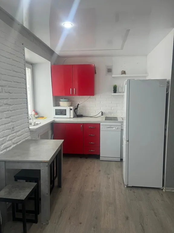 Трехкомнатная квартира студия — аренда посуточно в Дудинка