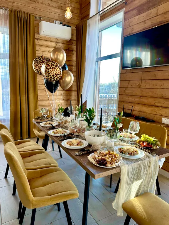 Шикарный дом у реки