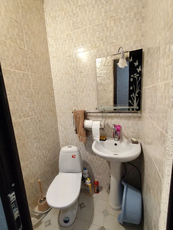 2 Bedrooms Apartment with Living Room + 2 Bathrooms & Balcony