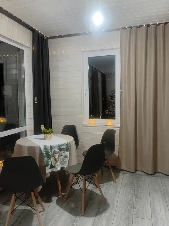 Уютный дом на берегу озера Камбулат