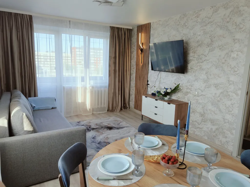 Квартира Уютная квартира с птичками в сердце Калининграда — Калининград