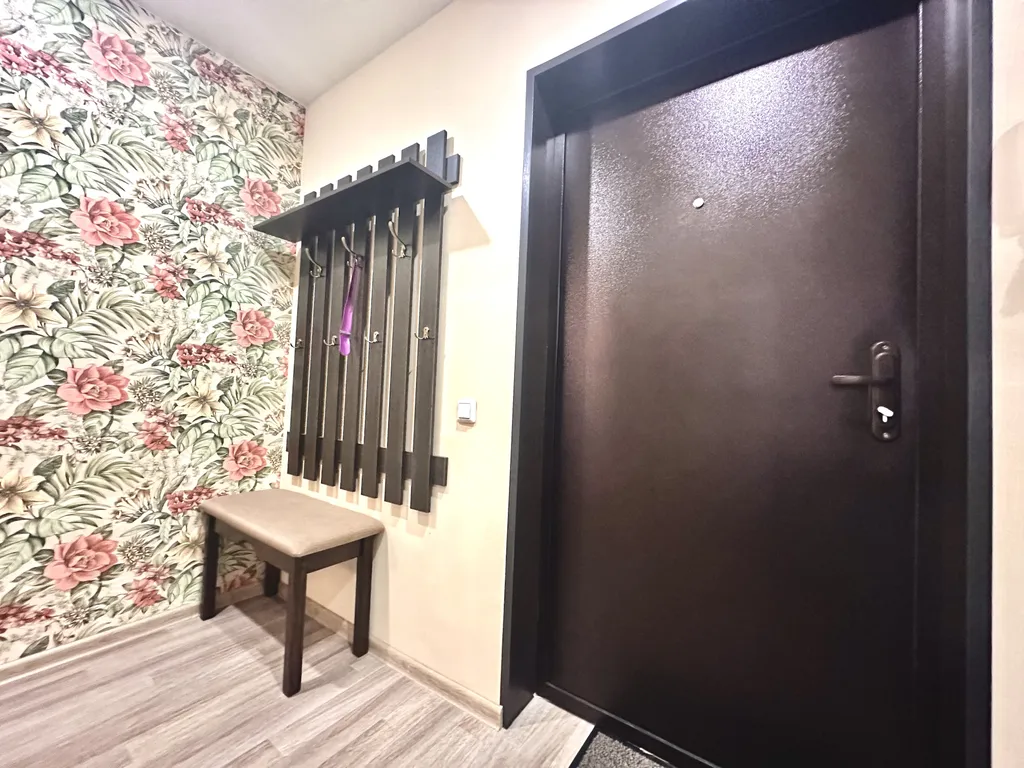 Студия рядом с ТЦ Еж и Дворцом молодежи