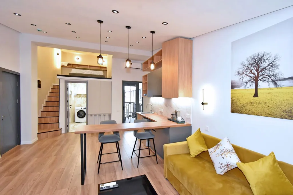 Квартира Дуплекс студия в большом центре — аренда посуточно в Ереван