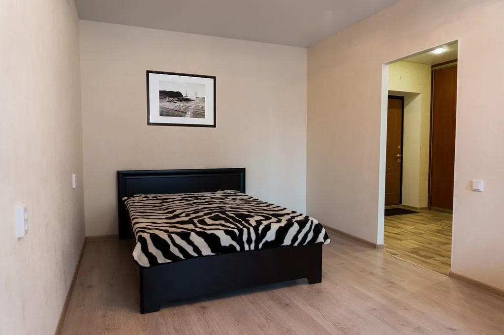 Уютная квартира в шаговой доступности от жд и автовокзала — аренда посуточно в Киров