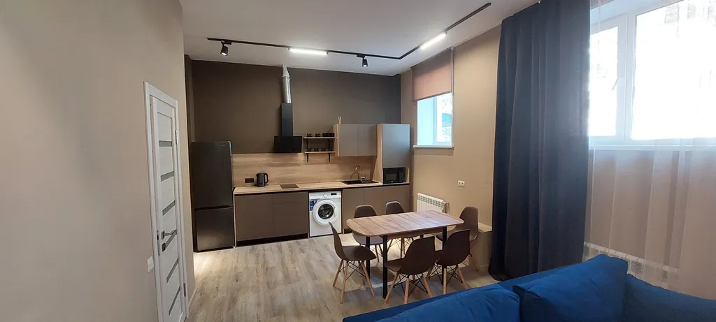 Просторные апартаменты в центре ливадии