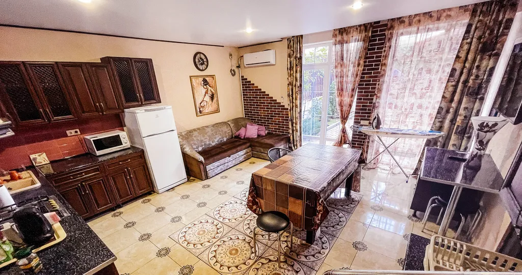 Современный коттедж Кедровая