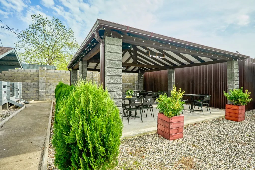 Коттедж 1-комнатный Дом — Сухум