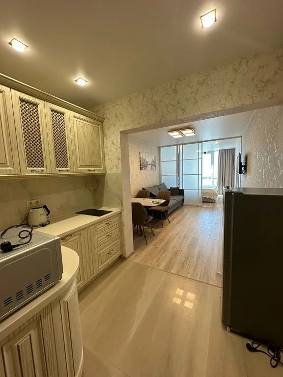 Квартира с новым ремонтом и видом на море