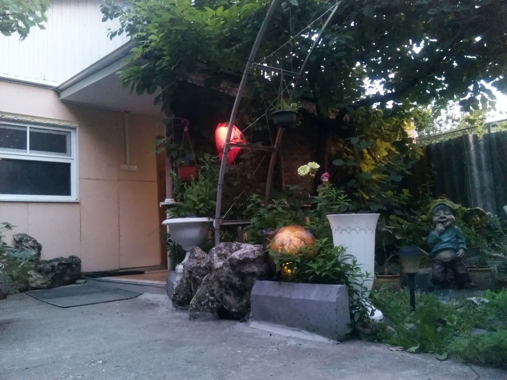 Уютный дом в центре города