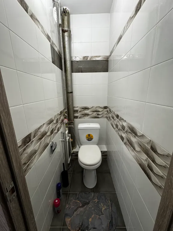 Стильная двушка в сердце города! Рядом набережная и Броско Молл