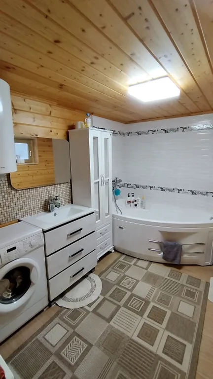 Уютный дом в тихом месте