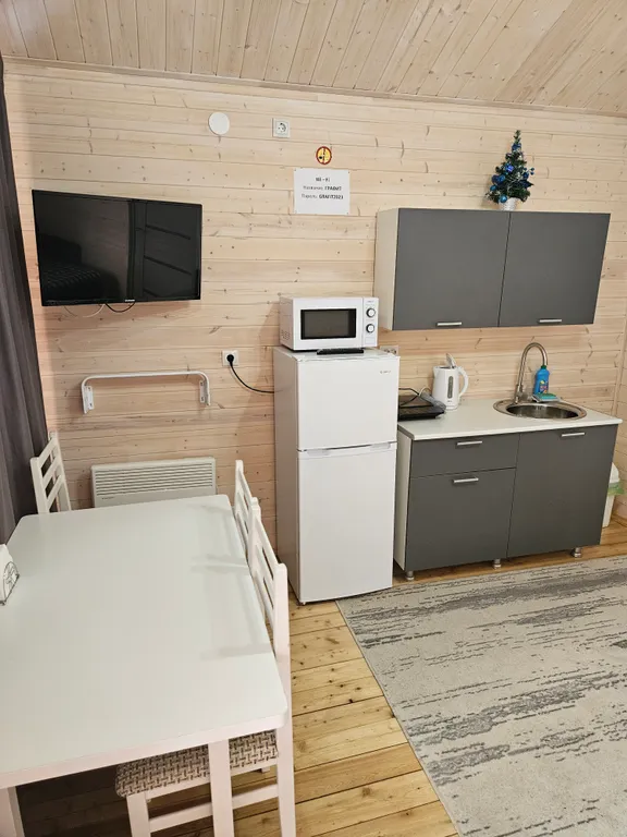 Уютный двухкомнатный дом с раздельными кроватями в спальни