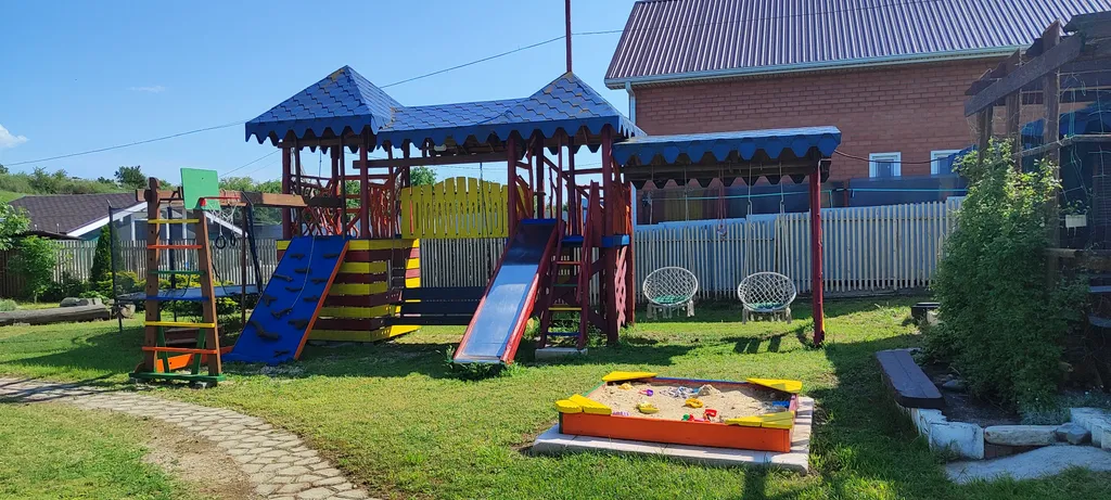 Двухкомнатный коттедж с терассой №1