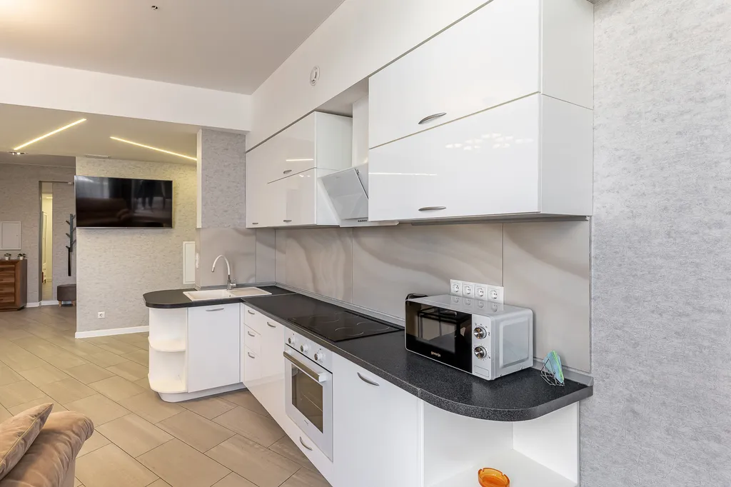 Апартамент с 2 спальнями и с 2 балконами