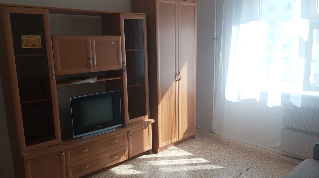 2-х комнатная квартира, есть все для проживания