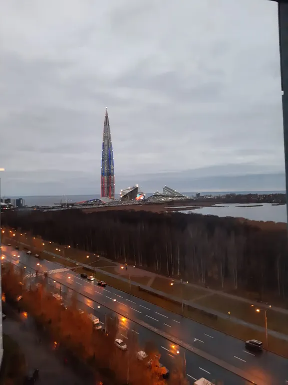 Уютная квартира с потрясающим видом на озеро и лес