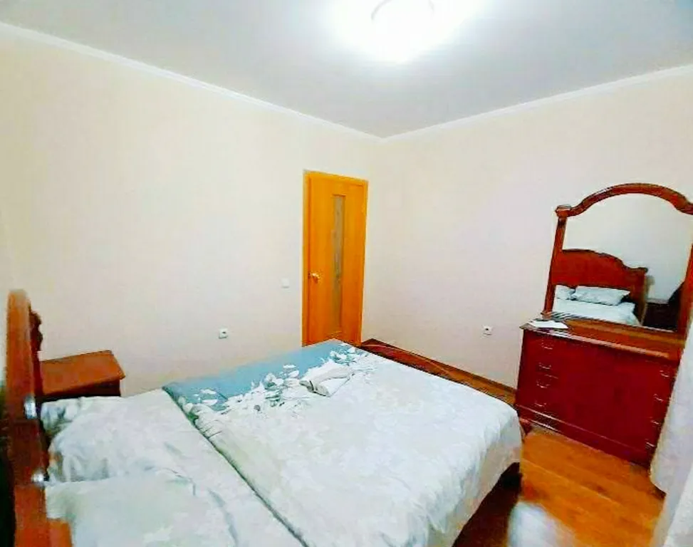 Квартира 2-комнатная Квартира — Омск