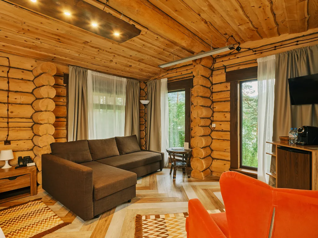 Коттедж Шале Лесное — аренда посуточно в Чепош