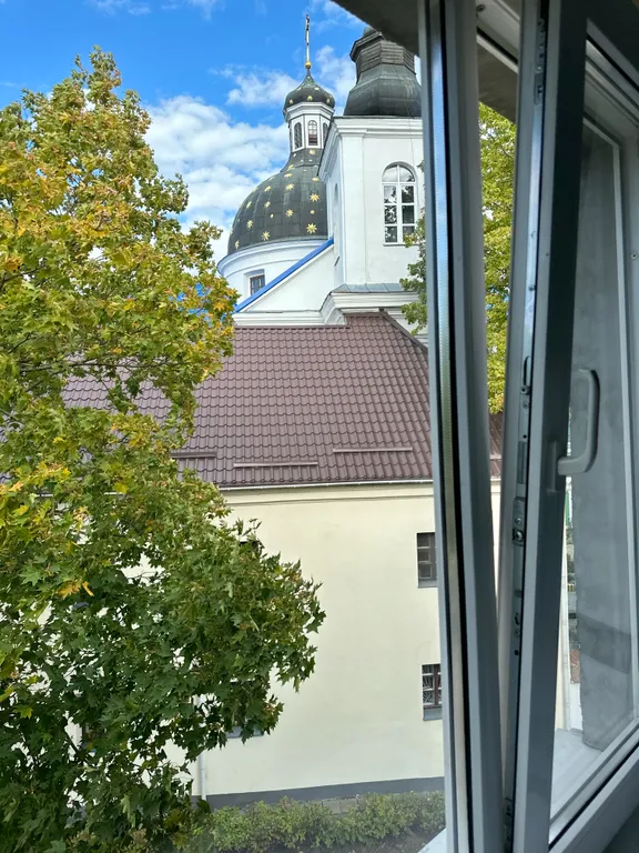 Атмосферная квартира напротив Нового замка