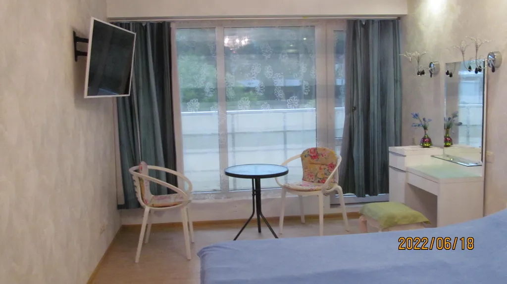 Современная 2-шка у моря