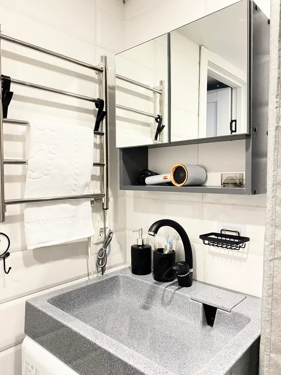 Двухуровневый апартамент вблизи Шереметьево на набережной на 4 гостей